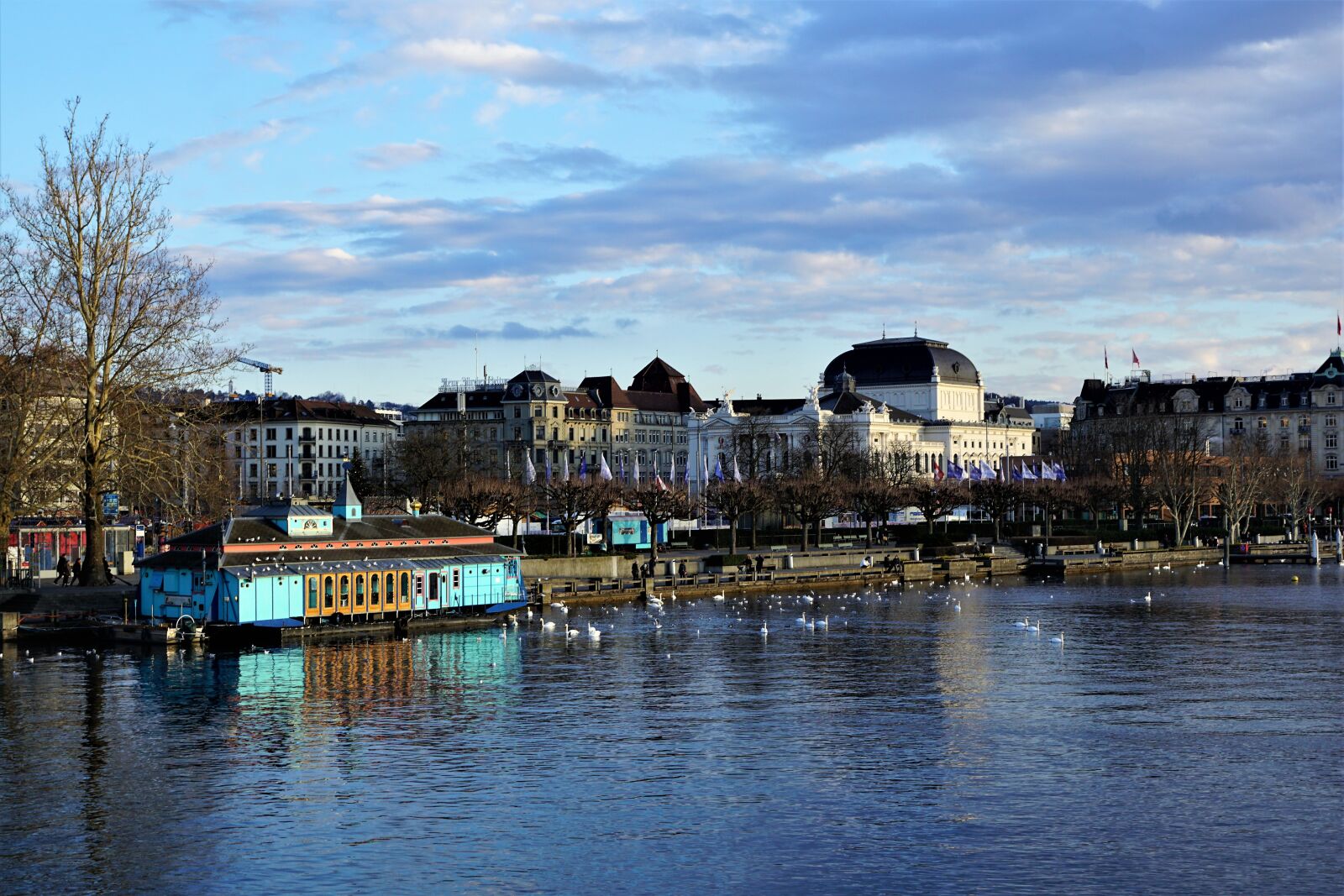 Sony ILCA-77M2 + Sony DT 16-50mm F2.8 SSM sample photo. Zurich, switzerland, limmat photography