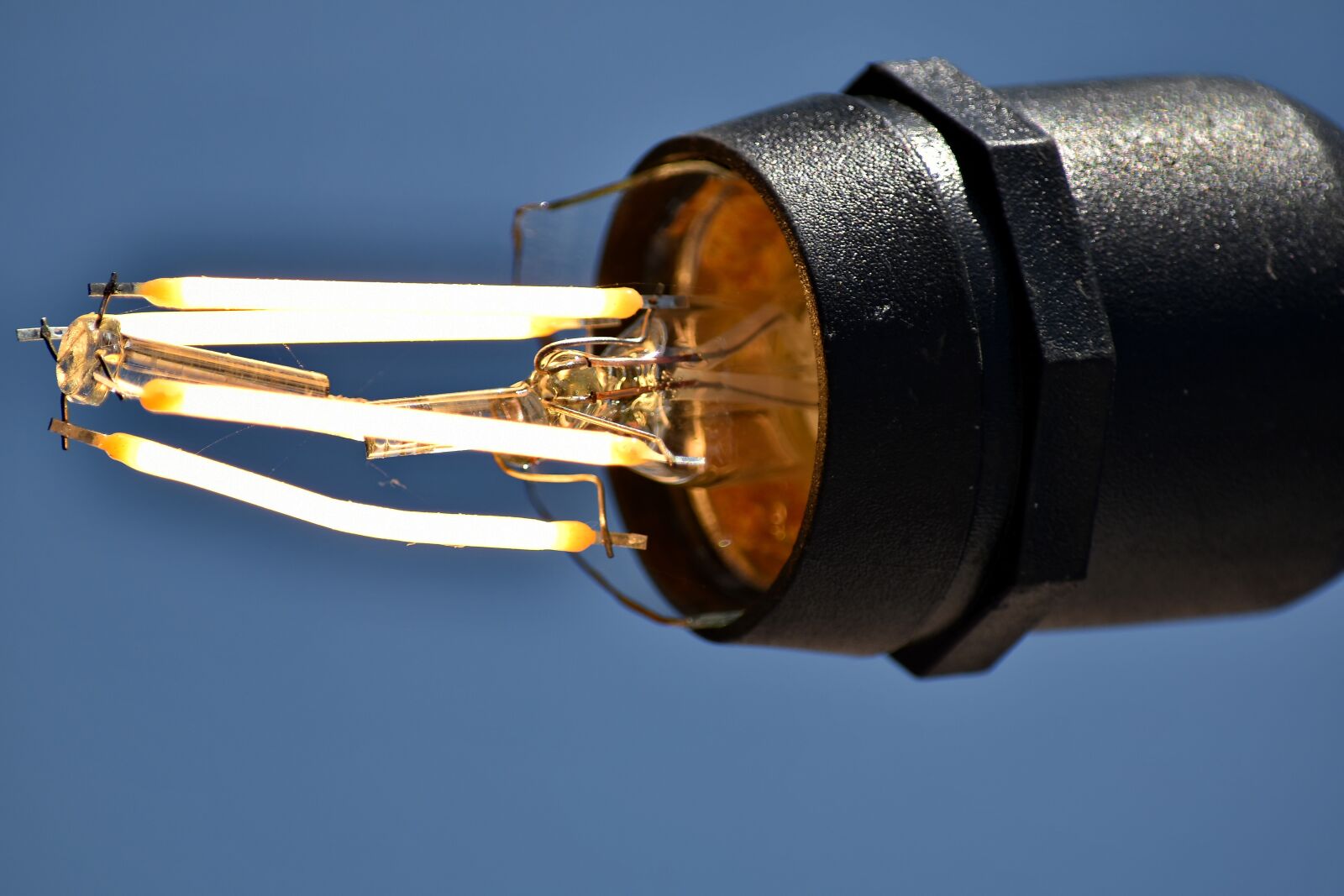 Nikon D5500 sample photo. Close-up, damage, danger, electricity photography