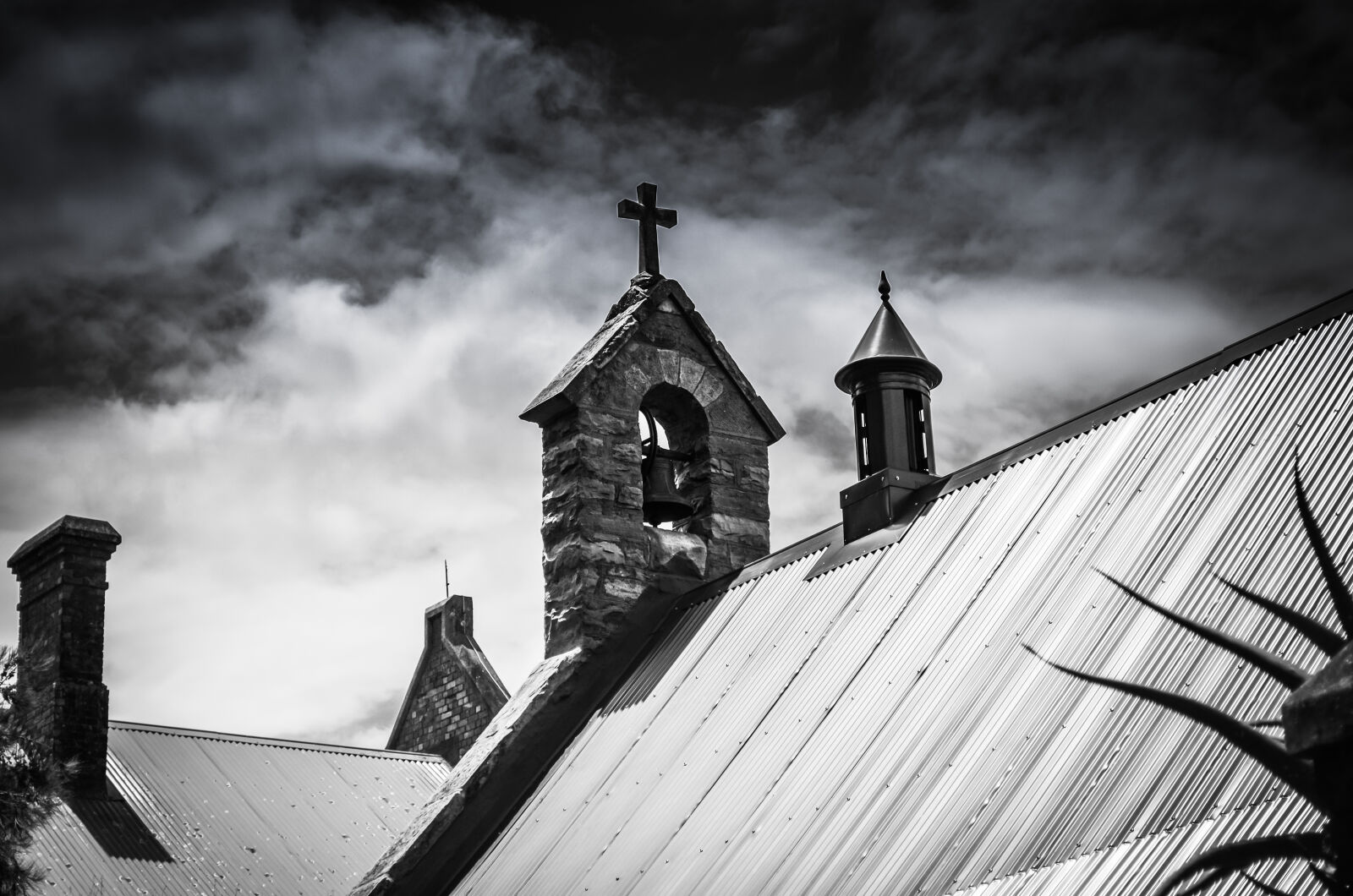 Nikon D5100 sample photo. Gloomy church building photography