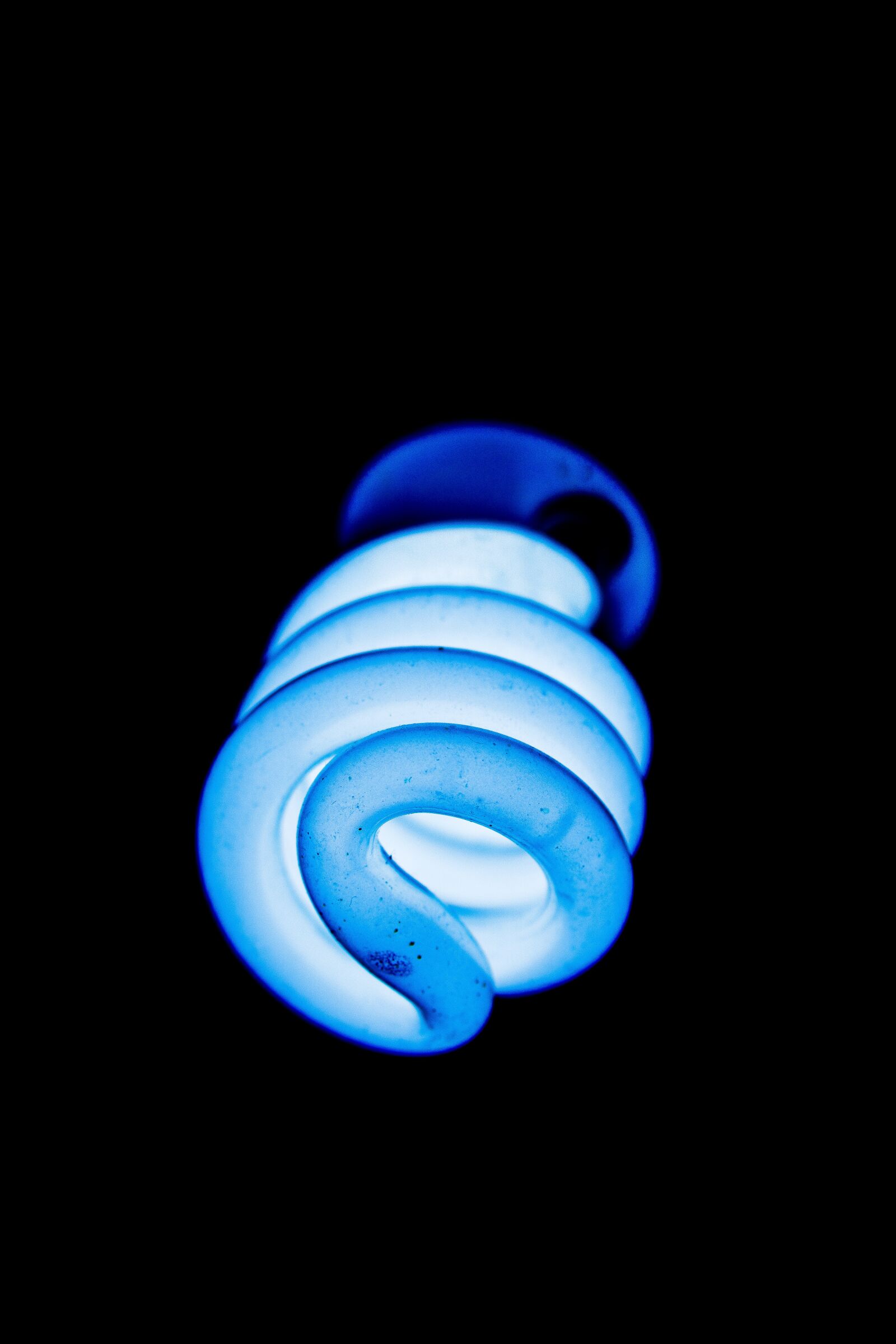 30mm F1.4 DC DN | Contemporary 016 sample photo. Light, focus, abstract photography