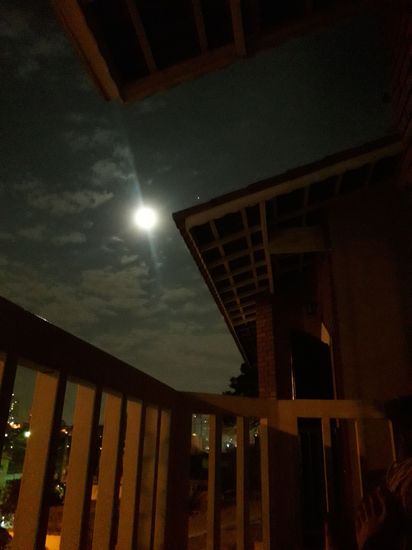 Samsung Galaxy J7 Neo sample photo. Moon, dusk, nature photography