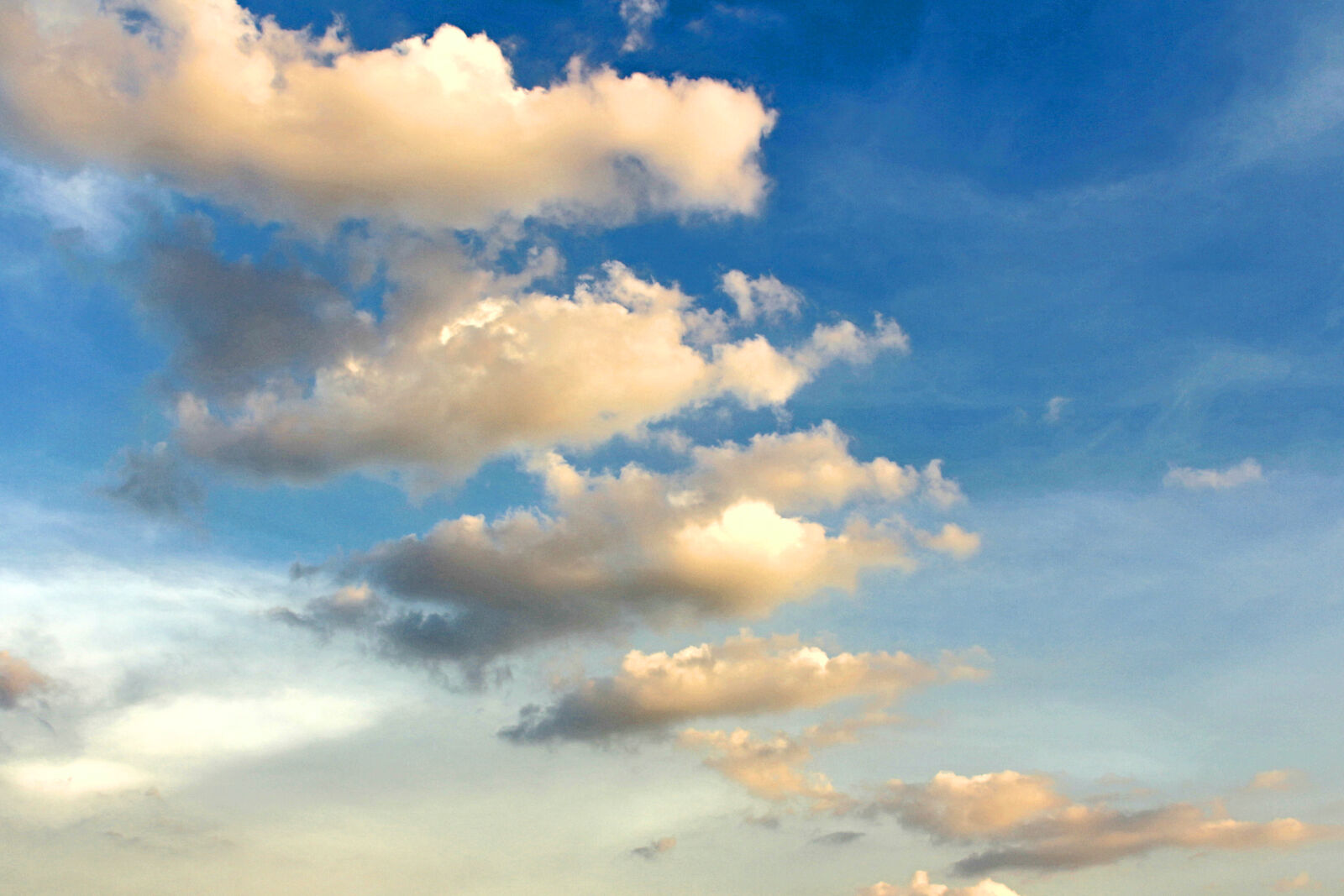 Canon EOS 650D (EOS Rebel T4i / EOS Kiss X6i) sample photo. Beautiful, blue, sky, cloudiness photography