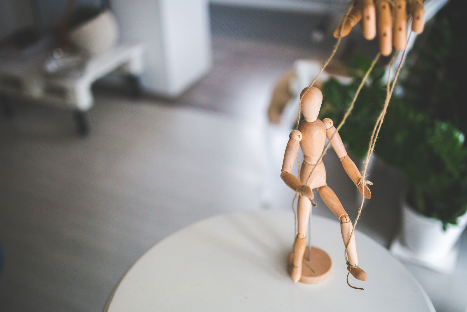 Canon EOS 6D + Sigma 35mm F1.4 DG HSM Art sample photo. Wooden, mannequin, as, a photography