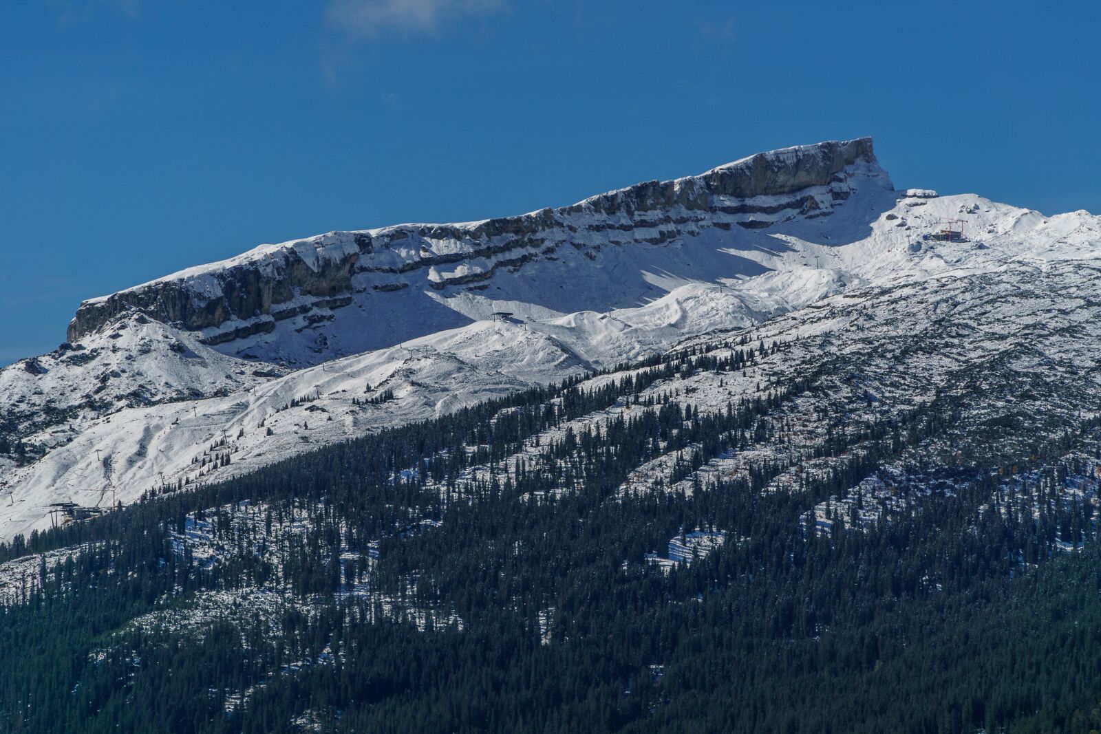 Sony a6000 + Sony E PZ 18-105mm F4 G OSS sample photo. Ifen, kleinwalsertal, hike photography