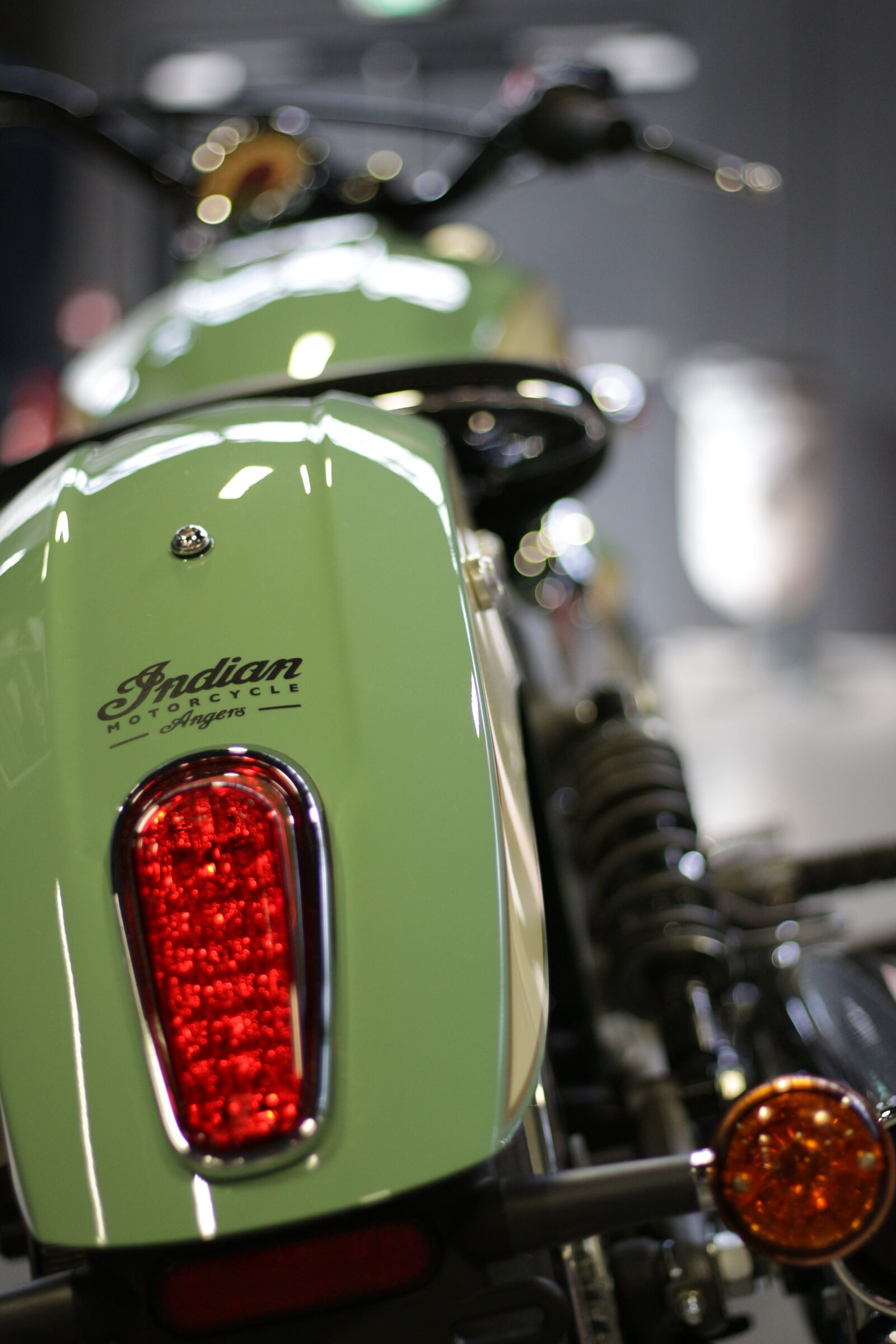 Canon EOS 700D (EOS Rebel T5i / EOS Kiss X7i) + Canon EF 50mm F1.8 STM sample photo. Indian, motorcylce, car photography