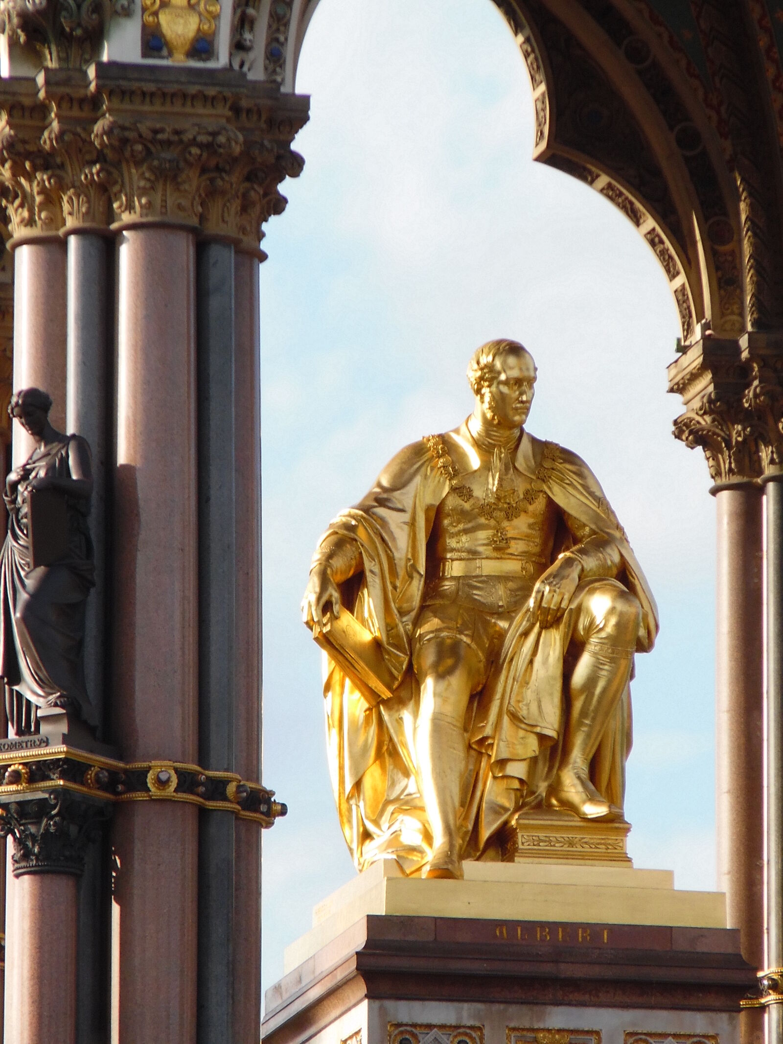 Samsung WB35F/WB36F/WB37F sample photo. Buckingham, palace, gold, london photography