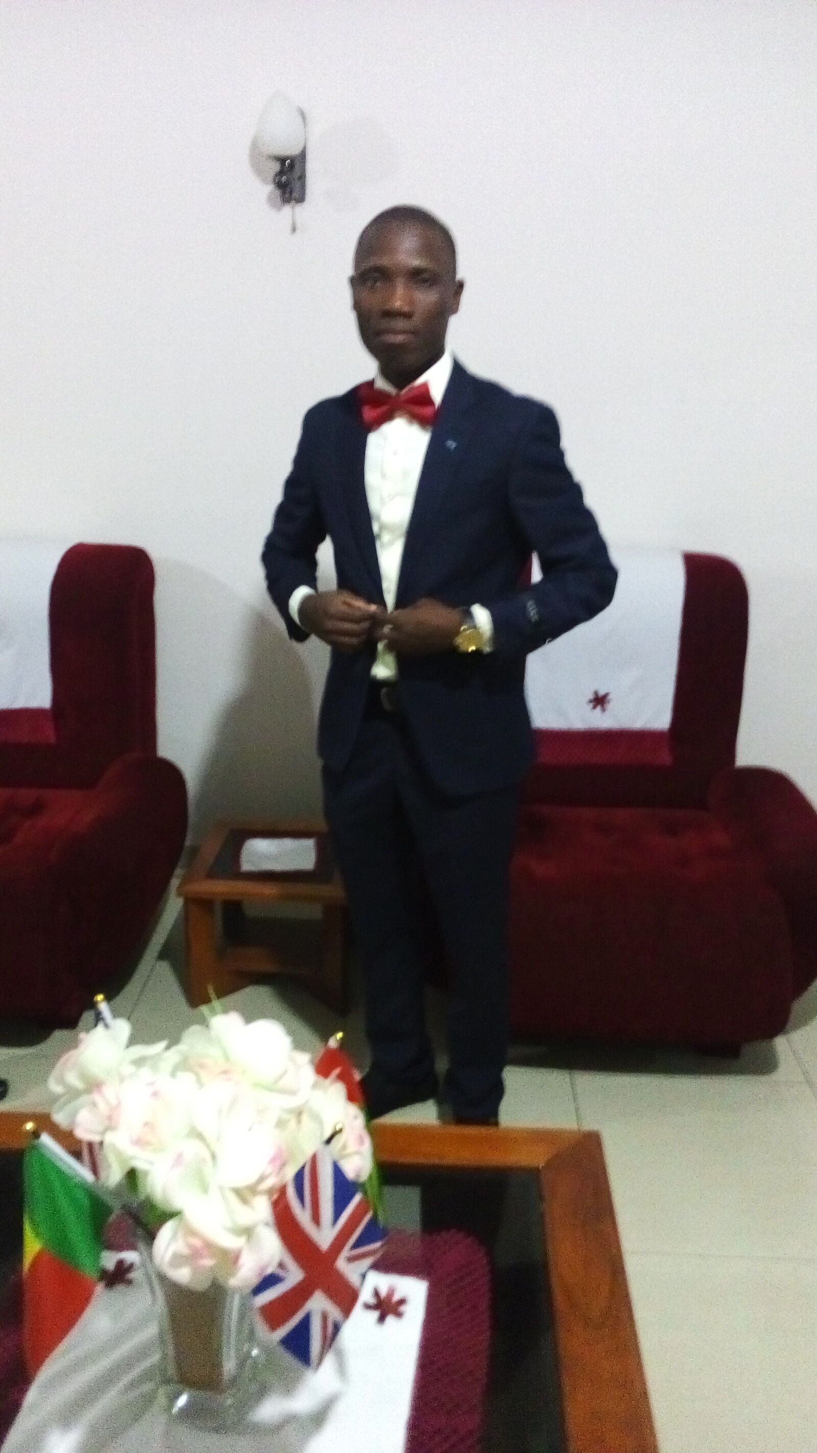 TECNO W3 sample photo. Personnel photography
