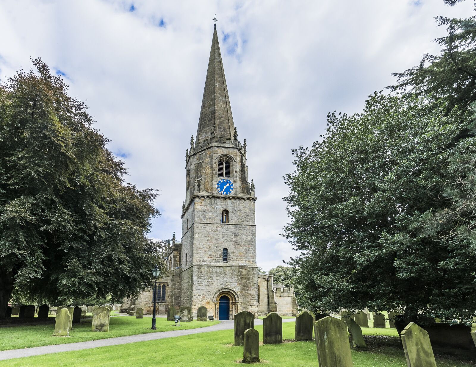 Canon EF 16-35mm F4L IS USM sample photo. Church, church with spire photography