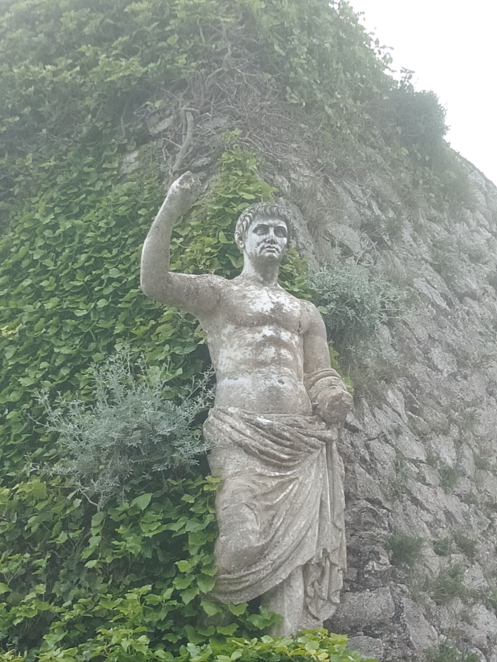 OPPO A3S sample photo. Statue, roman, capri photography
