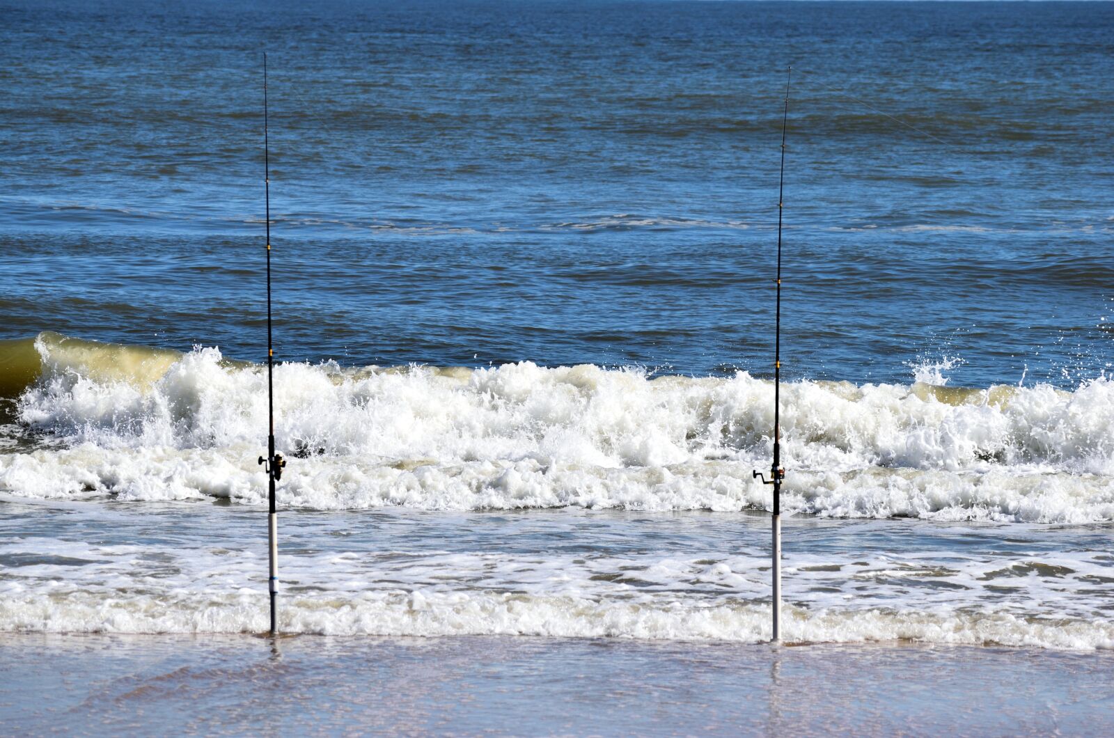 Nikon D3300 sample photo. Surf, fishing poles, ocean photography