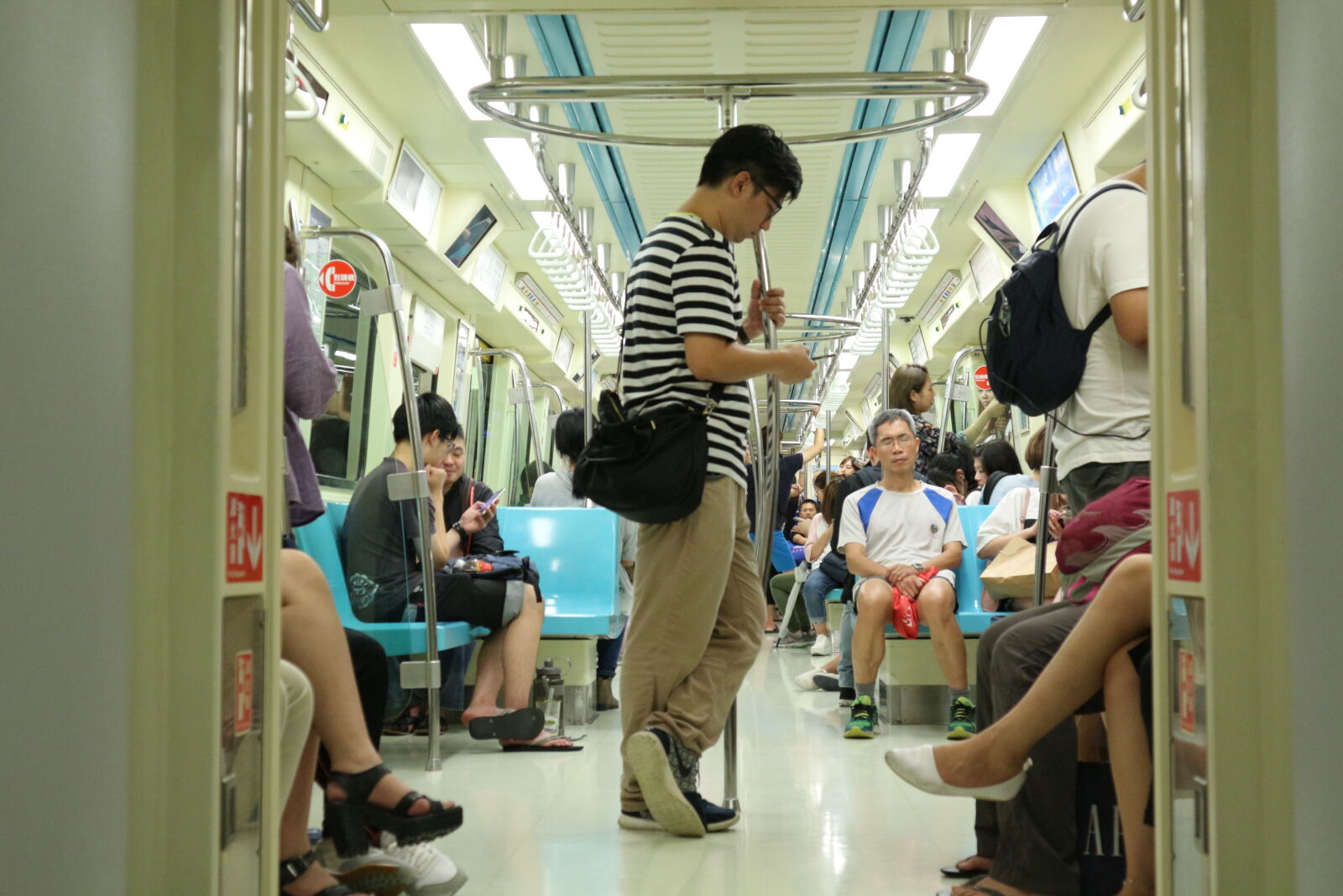 Canon EOS M sample photo