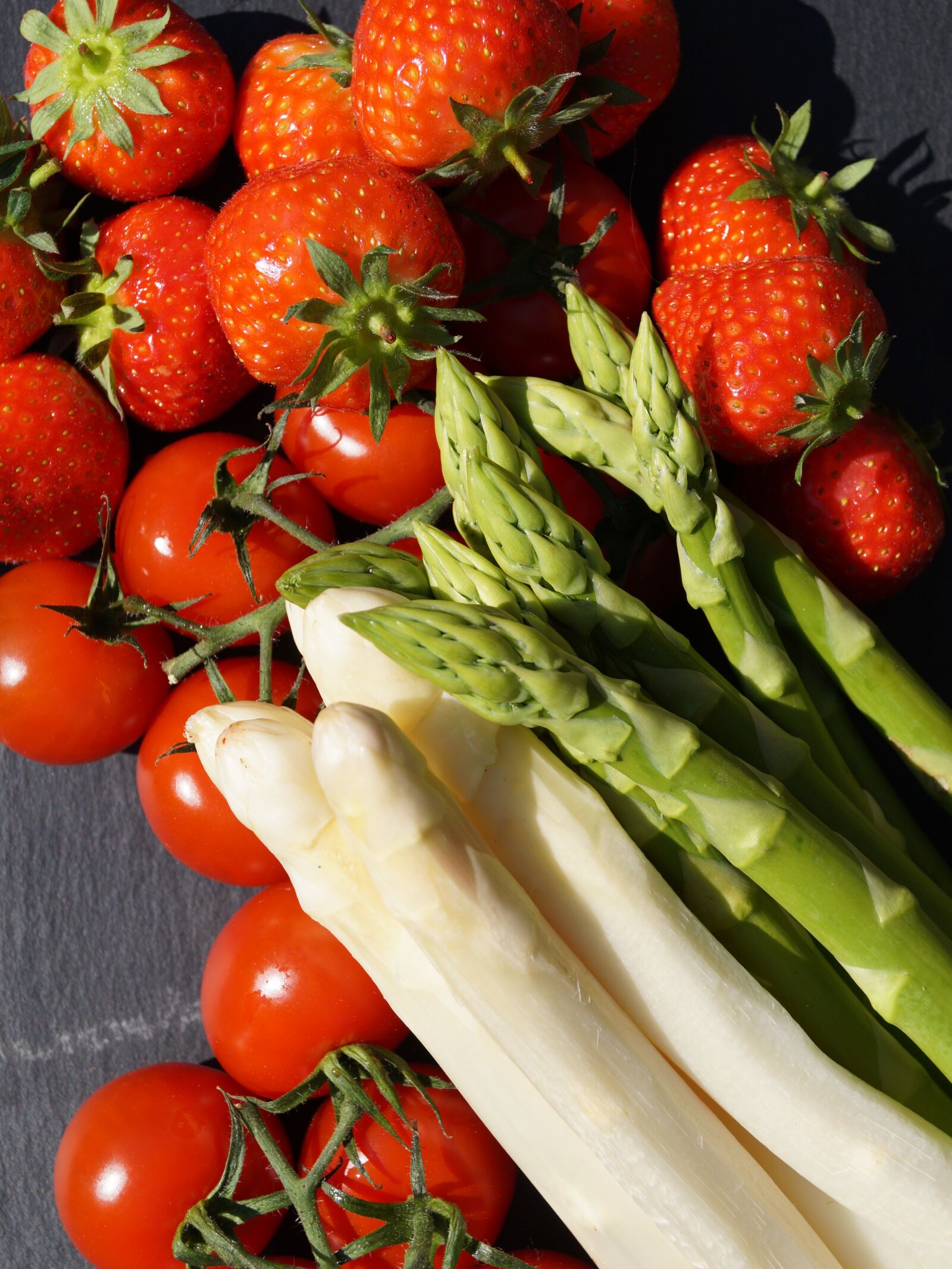 Sony SLT-A58 sample photo. Vegetables, asparagus, asparagus time photography