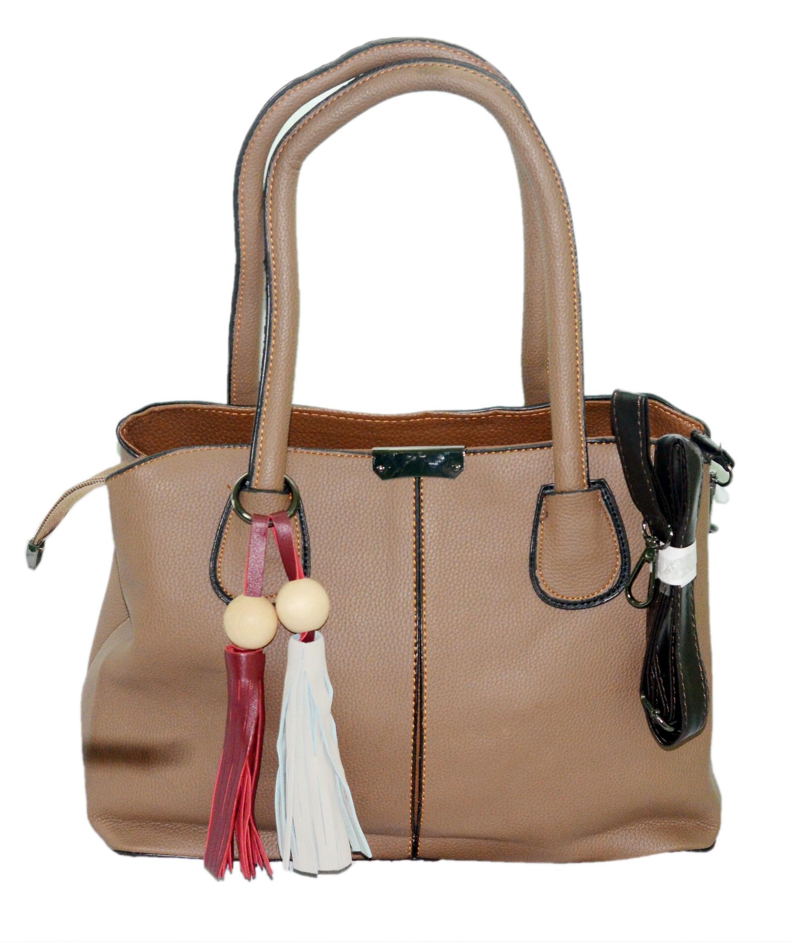 Nikon D7000 sample photo. Ladies, bag, shopper photography
