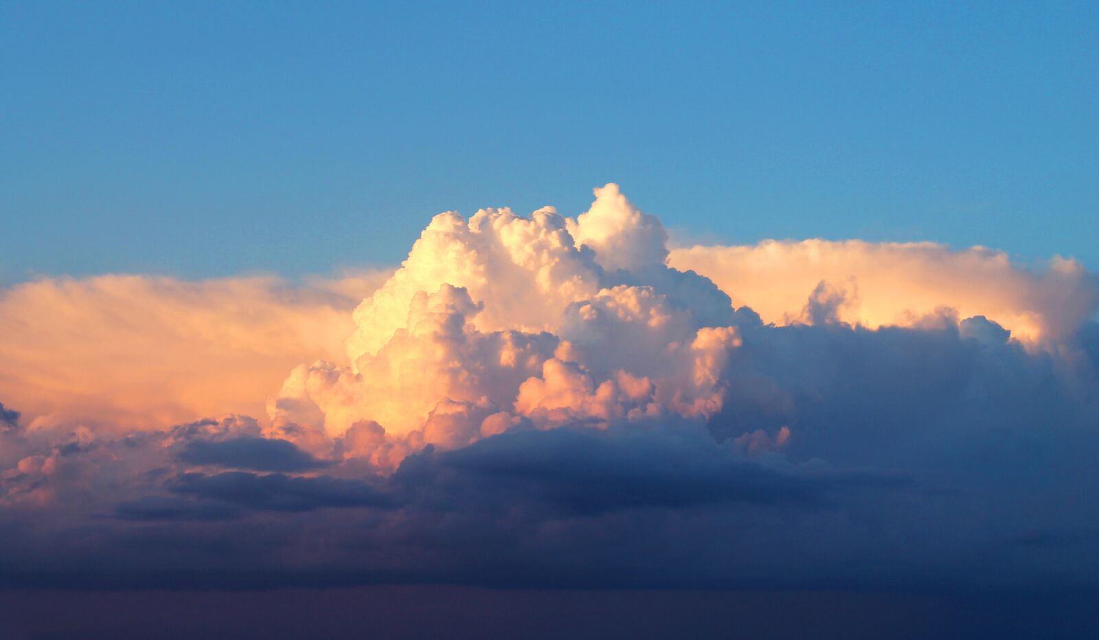 Canon EOS 1100D (EOS Rebel T3 / EOS Kiss X50) sample photo. Sky, cloud, air photography