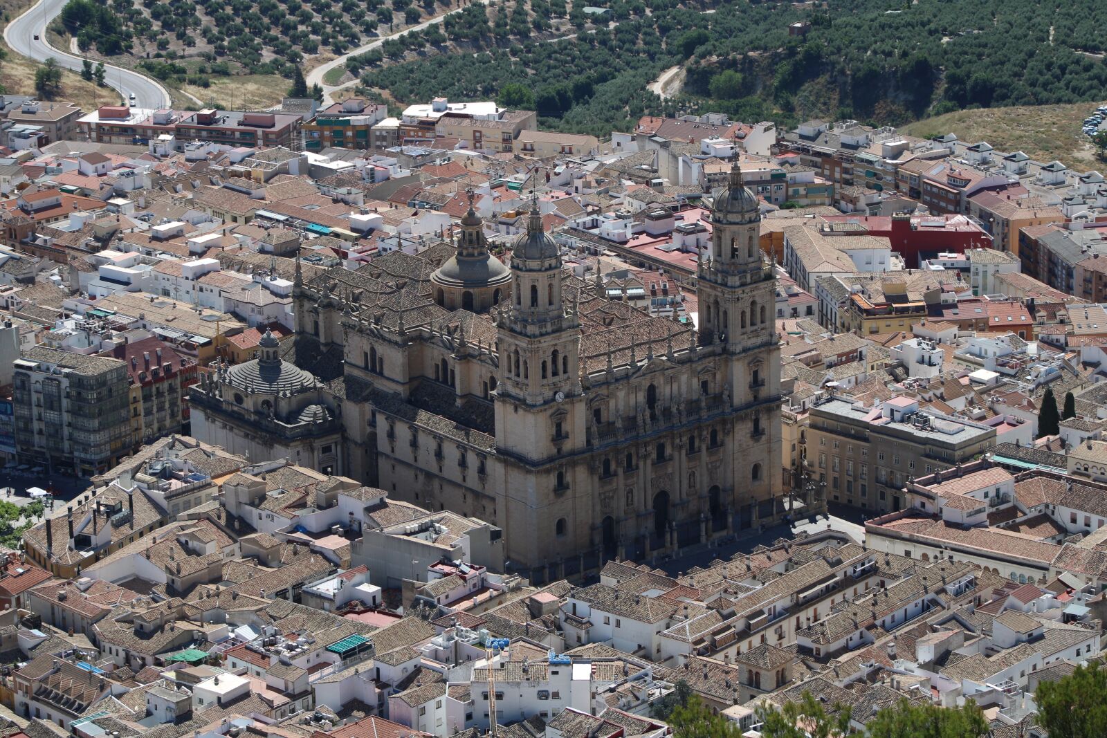 Canon EOS 2000D (EOS Rebel T7 / EOS Kiss X90 / EOS 1500D) sample photo. Jaen, cathedral, spain photography