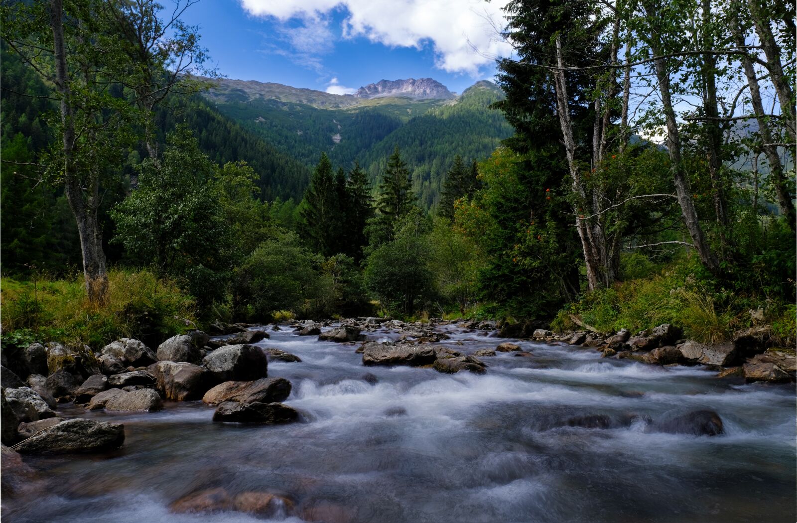Fujifilm X-T2 sample photo. Waterfall, water, river photography