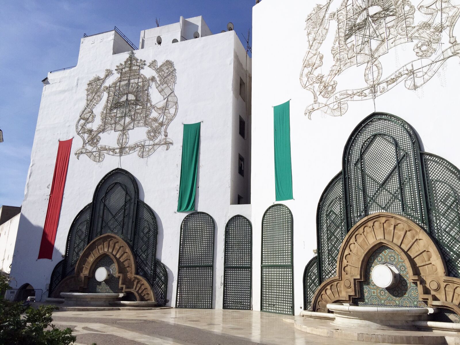 iPhone 6 Plus back camera 4.15mm f/2.2 sample photo. Tetouan, morocco, facade photography