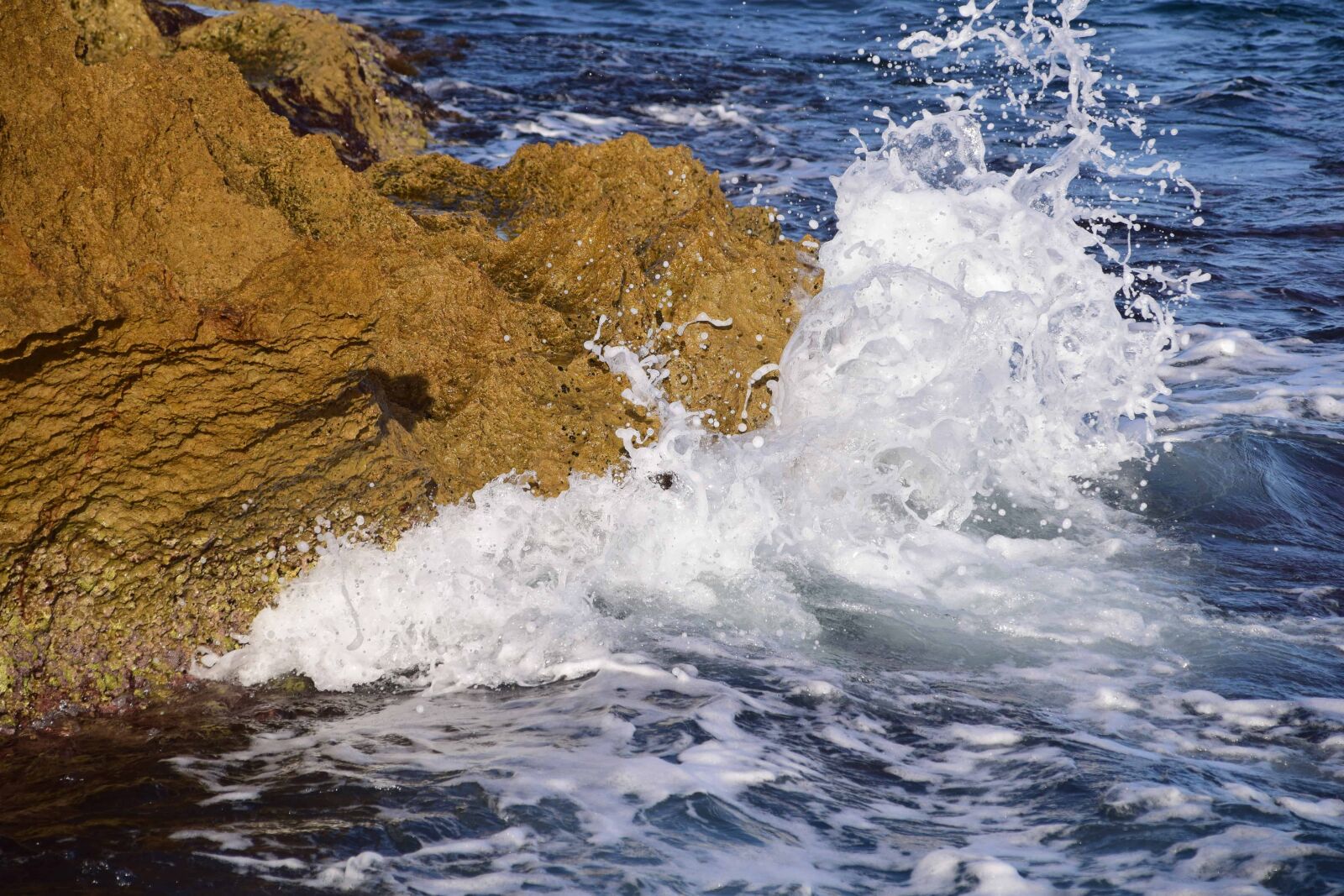 Nikon D3300 sample photo. Ocean, water, sea, daylight photography
