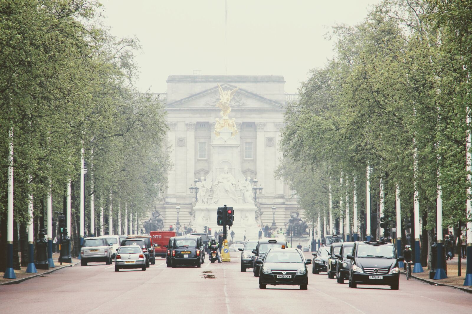Canon EOS 60D sample photo. London, united kingdom, road photography