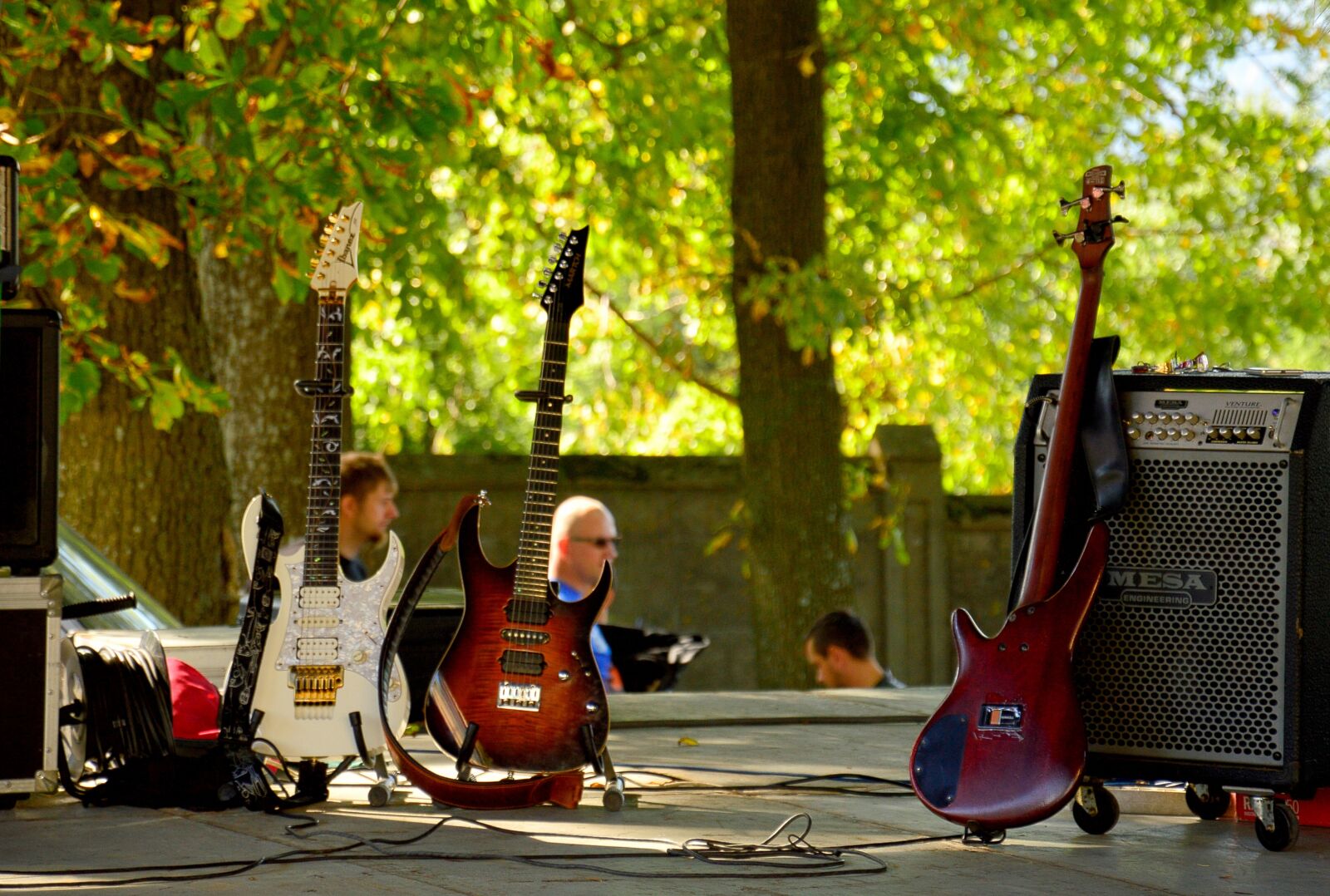 Nikon D3200 sample photo. Guitar, guitars, concert photography