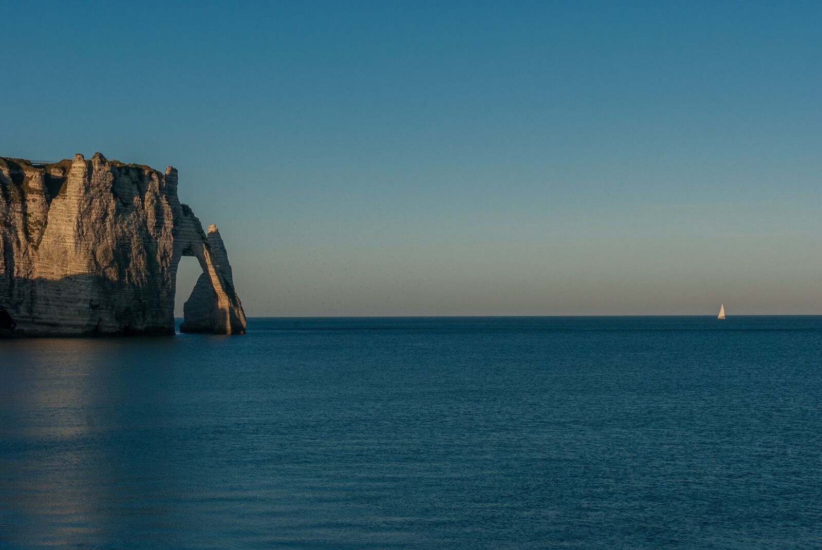 Nikon D80 sample photo. Etretat, cliff, normandy photography