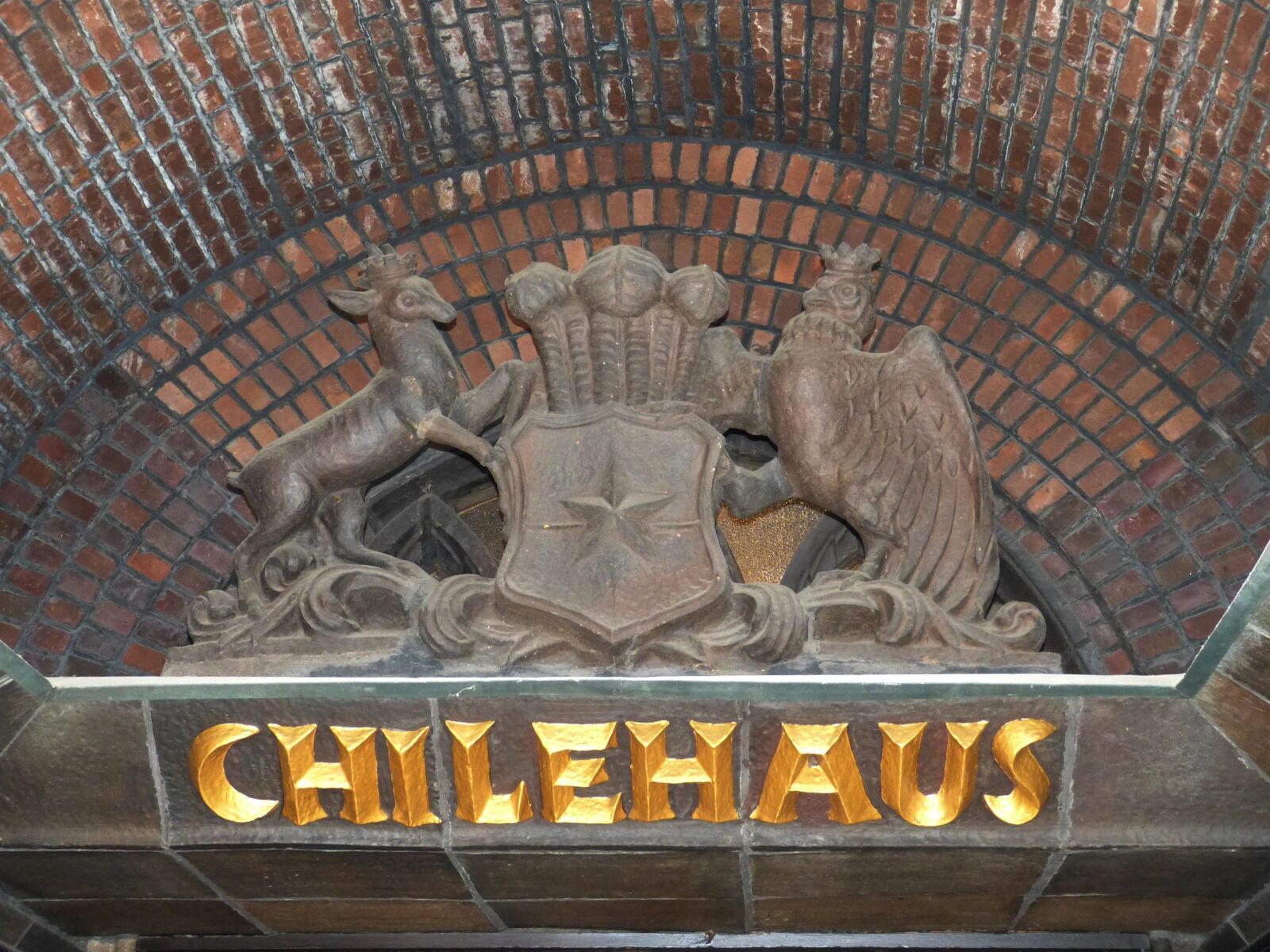 Panasonic Lumix DMC-FZ150 sample photo. Hamburg, hanseatic city, germany photography