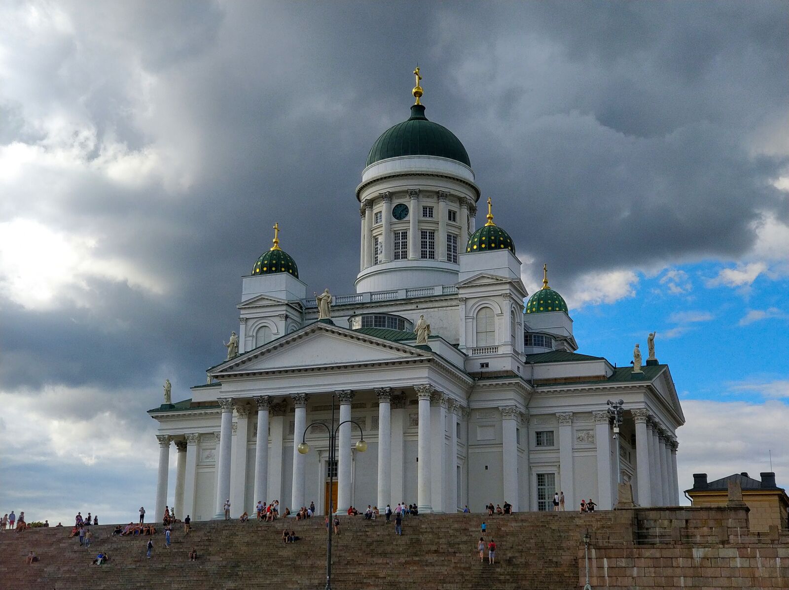 OnePlus 5 sample photo. Helsinki, temple, building photography