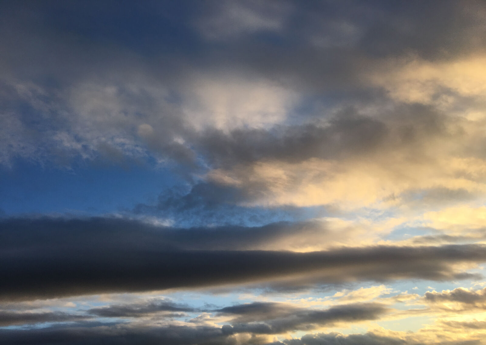 Apple iPhone 6s sample photo. Clouds, sky, stormy, sky photography