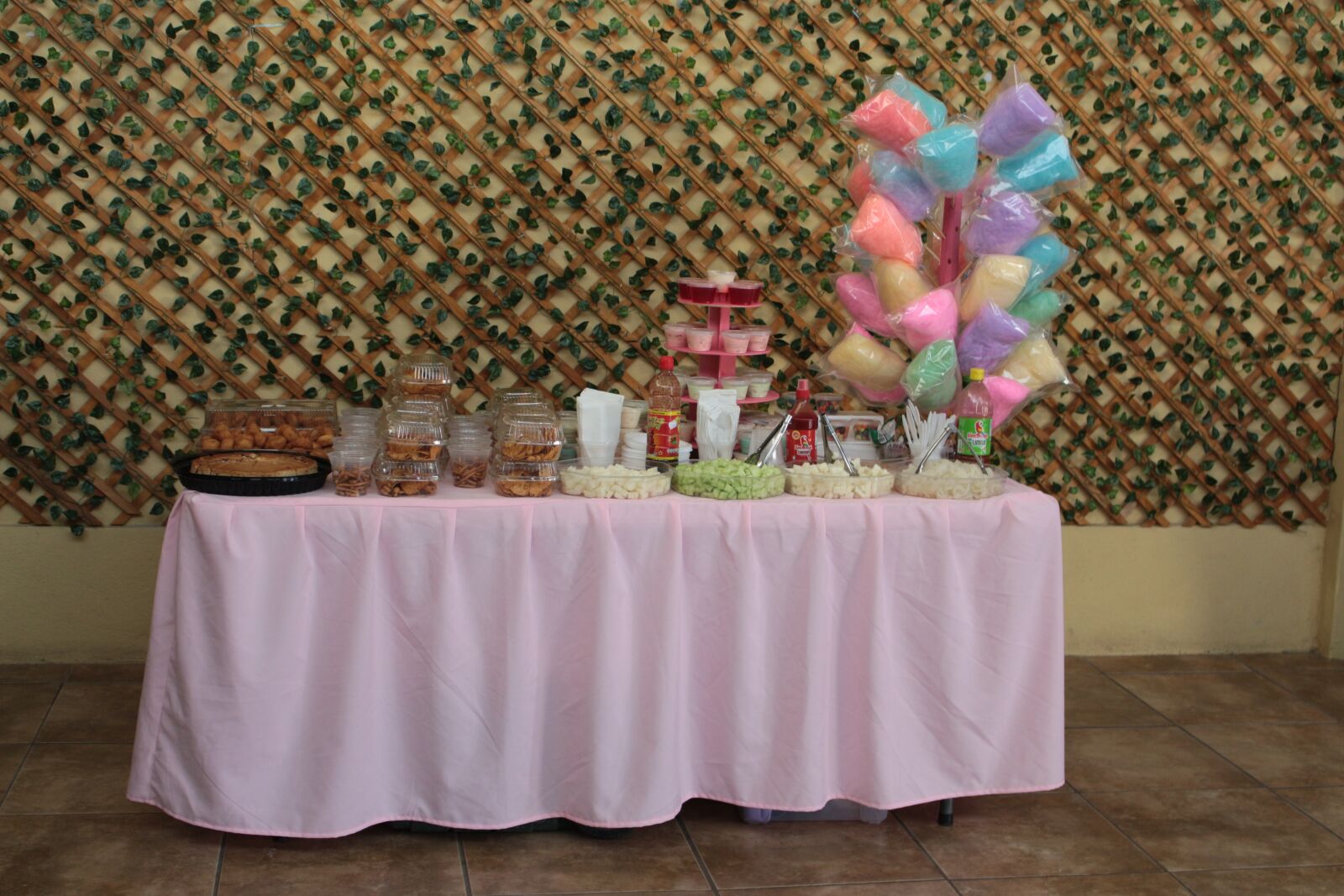 Canon EOS 700D (EOS Rebel T5i / EOS Kiss X7i) sample photo. Desserts, party, kids photography