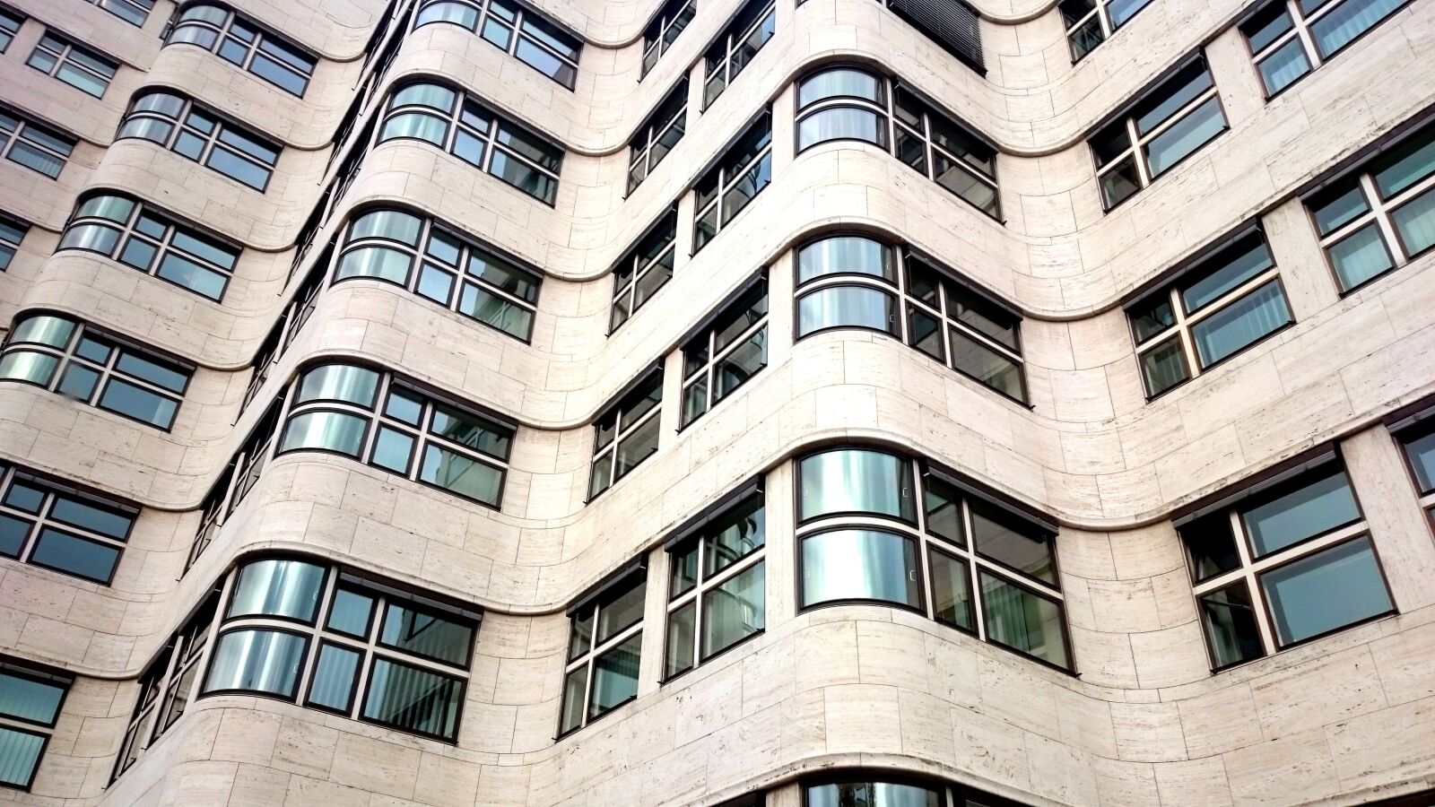 Sony Xperia Z1 Compact sample photo. Architecture, house, facade photography