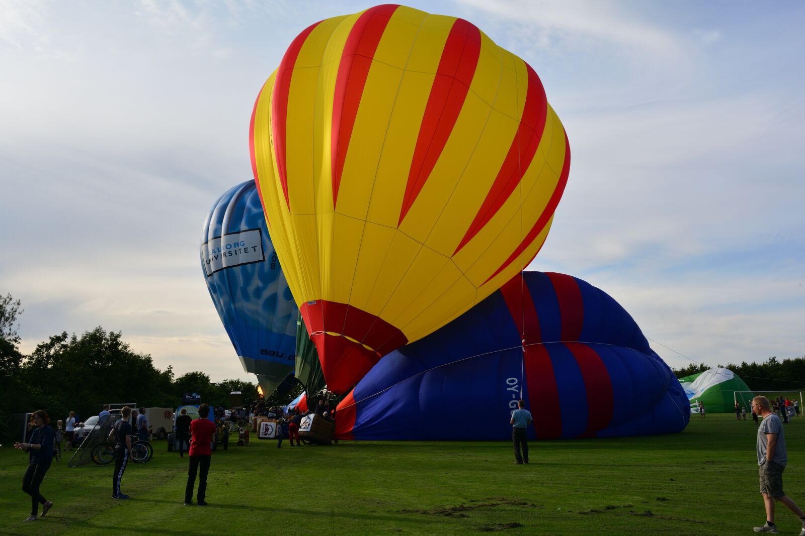 Nikon D5200 sample photo. Hot air balloon, sky photography