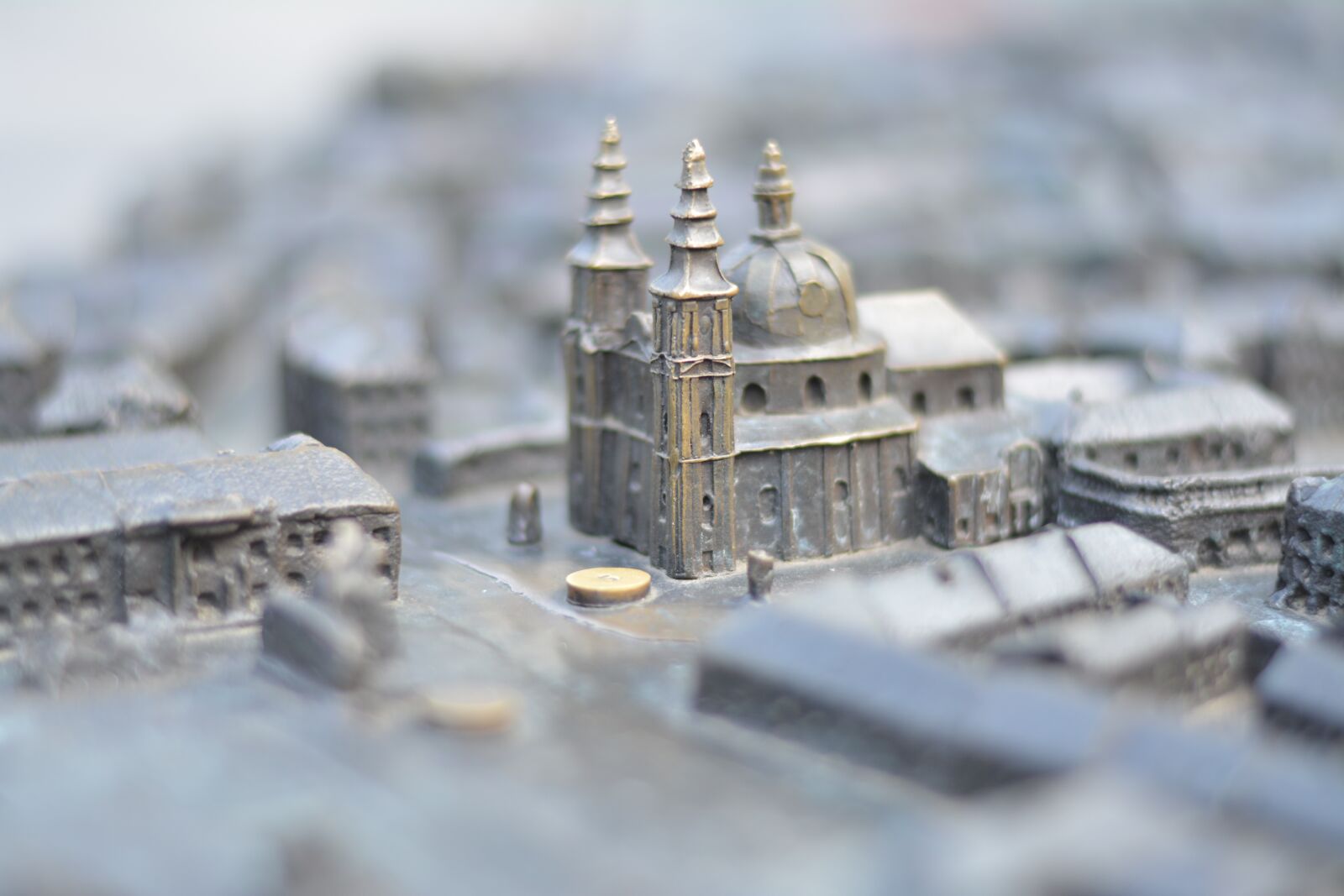 Nikon D5200 sample photo. Ternopil, miniature, bronze photography