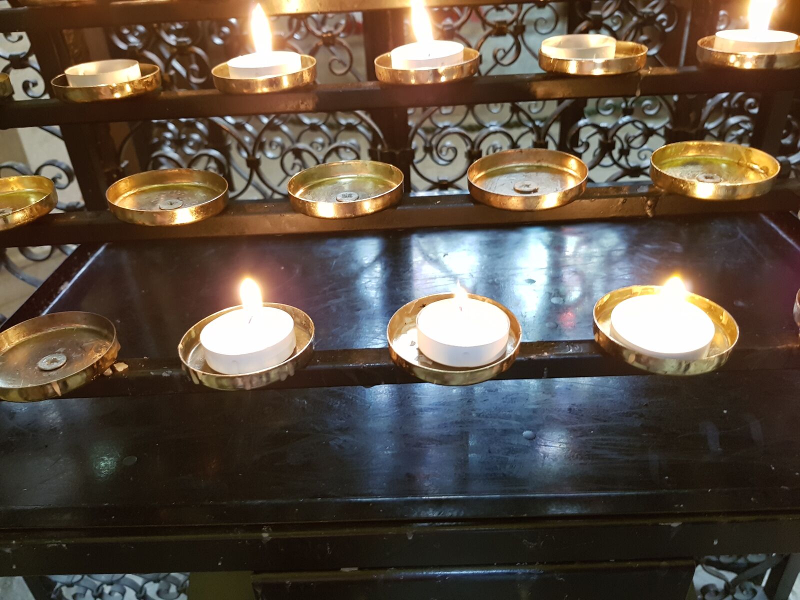 Samsung Galaxy S8 sample photo. Worship, candle, candles photography