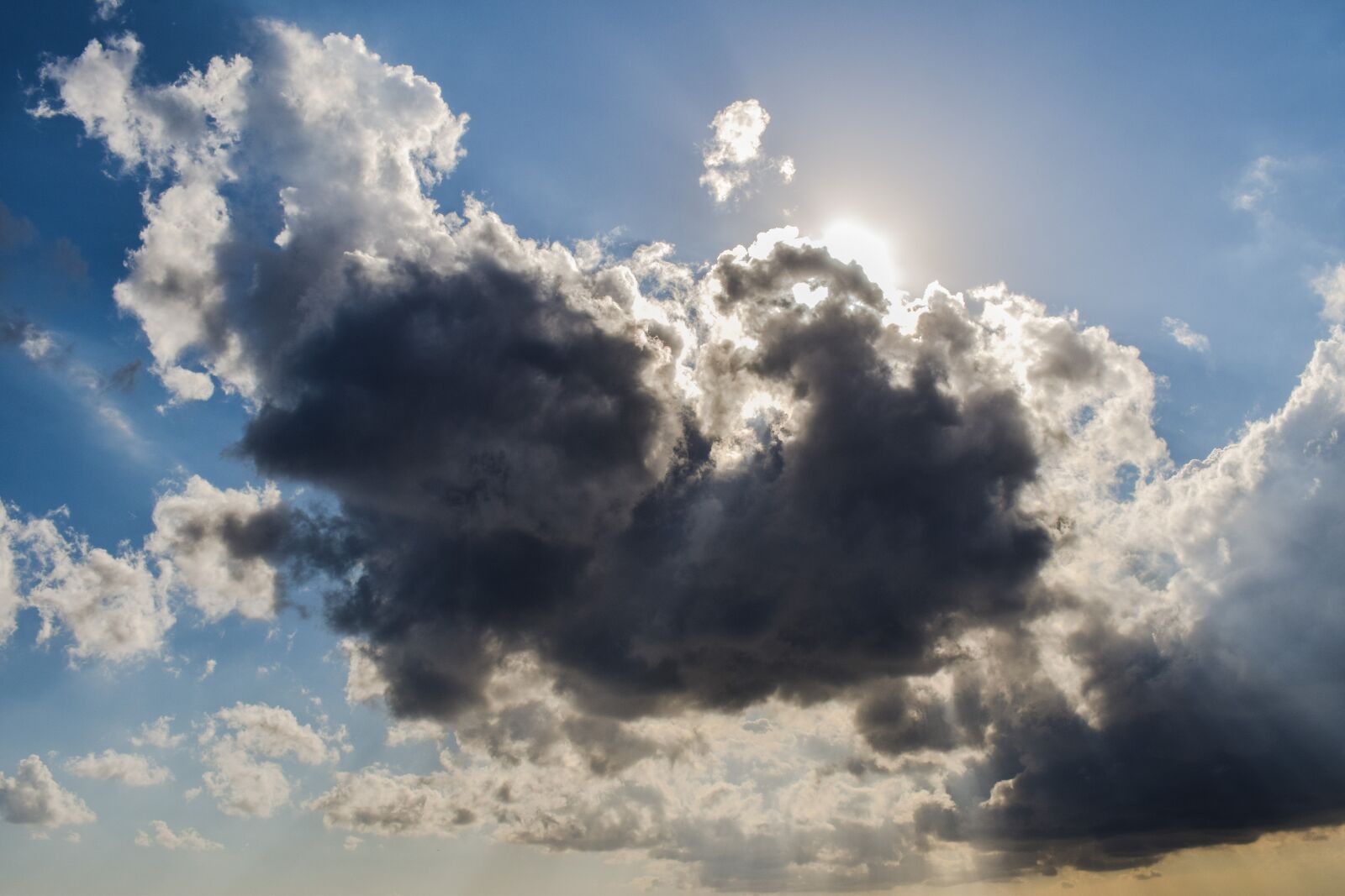 Nikon D3300 sample photo. Clouds, sunlight, sunbeam photography