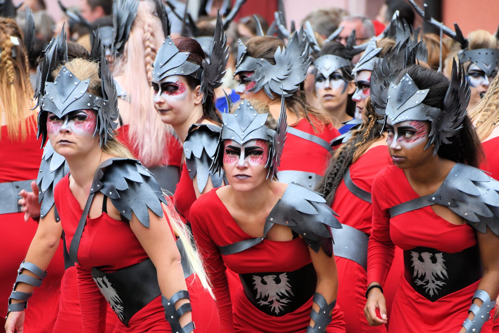 Nikon D850 sample photo. Warriors, red, helmet photography