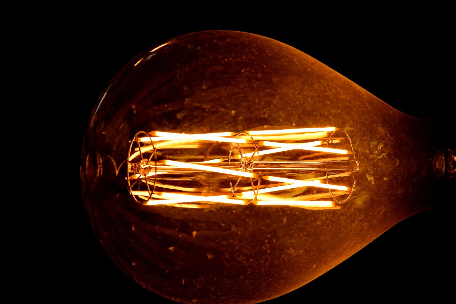 Nikon D5500 sample photo. Luminescence, dark, electricity, bright photography