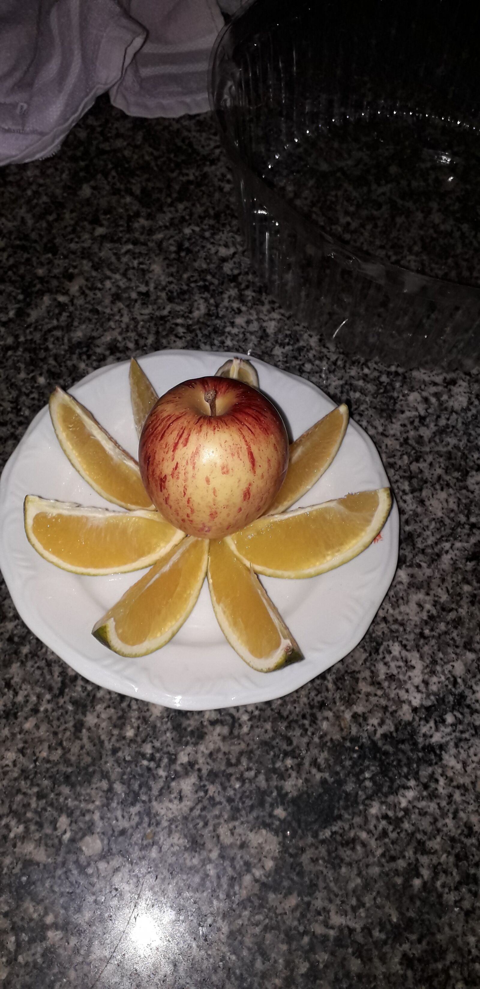 Samsung Galaxy J6 sample photo. Arte, fruta, laranja photography