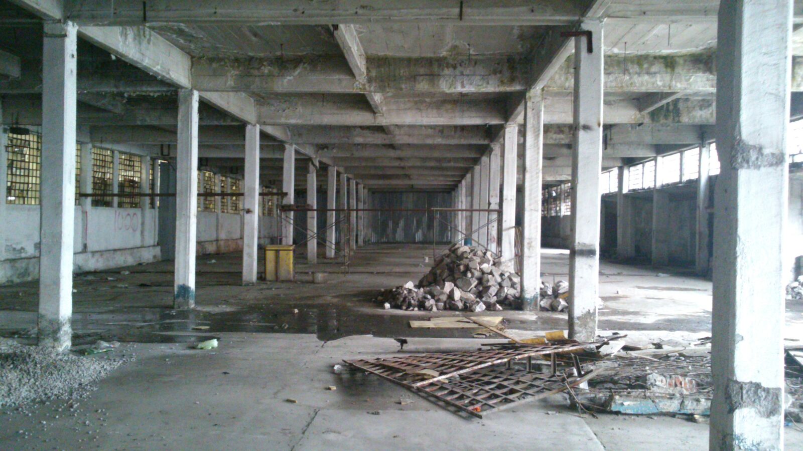 Sony Ericsson Xperia P sample photo. Building, factory, destruction photography
