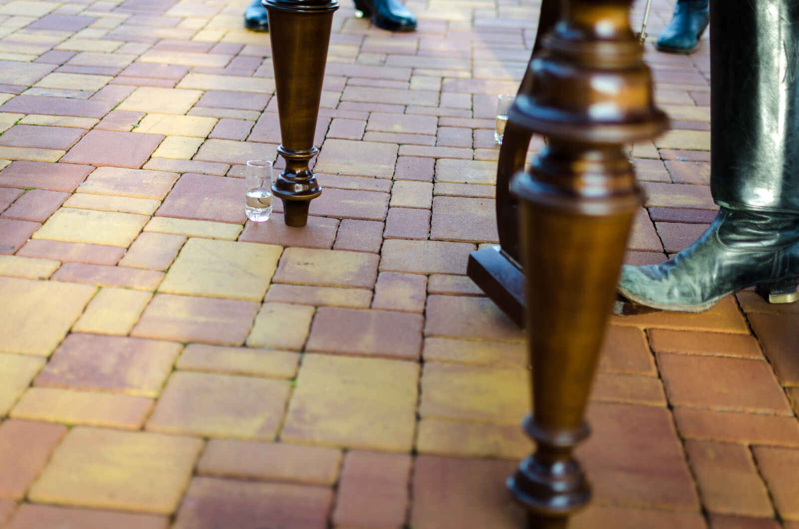 Nikon D5100 + Nikon AF-S DX Nikkor 35mm F1.8G sample photo. Acoustic, alcohol, anniversary, appetizer photography