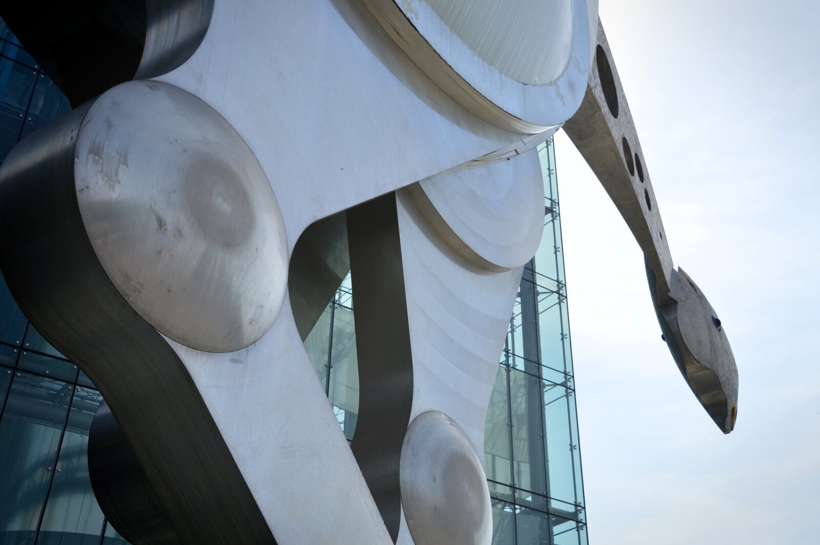 Nikon D3200 sample photo. Sculpture, metal, art photography