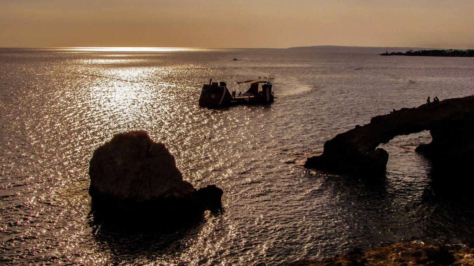 Canon PowerShot SX400 IS sample photo. Sunset, rocky coast, sea photography
