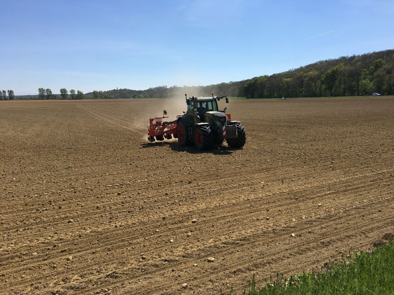Apple iPhone 6s sample photo. Agriculture, tractor, fendt photography