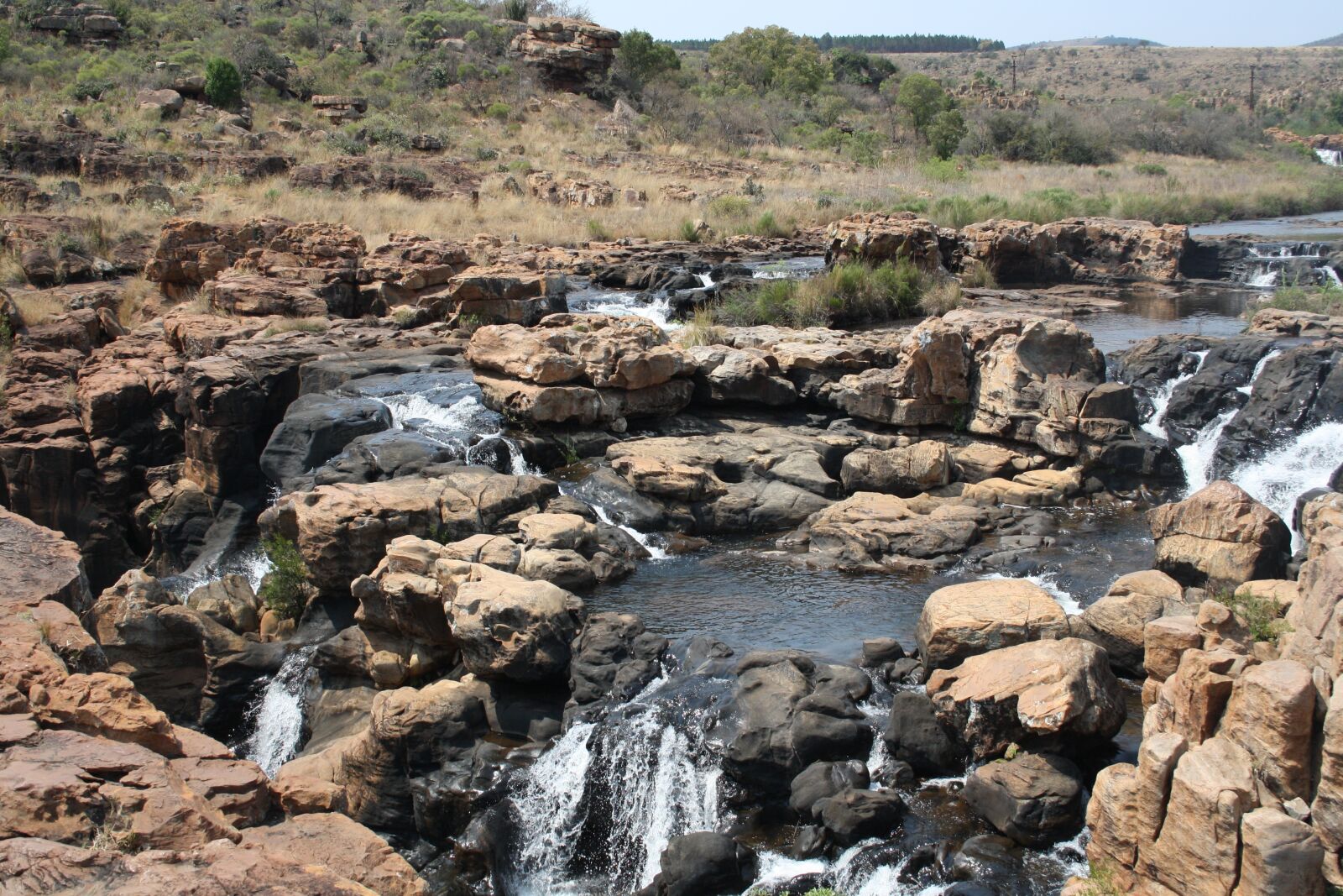 Canon EOS 1000D (EOS Digital Rebel XS / EOS Kiss F) sample photo. River, nature, landscape photography