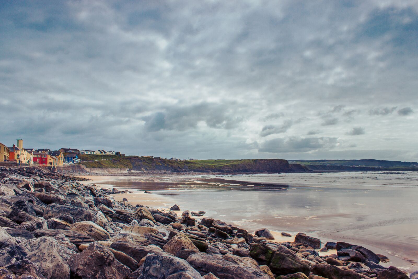 Canon EOS 600D (Rebel EOS T3i / EOS Kiss X5) sample photo. Ireland, coast, sea photography