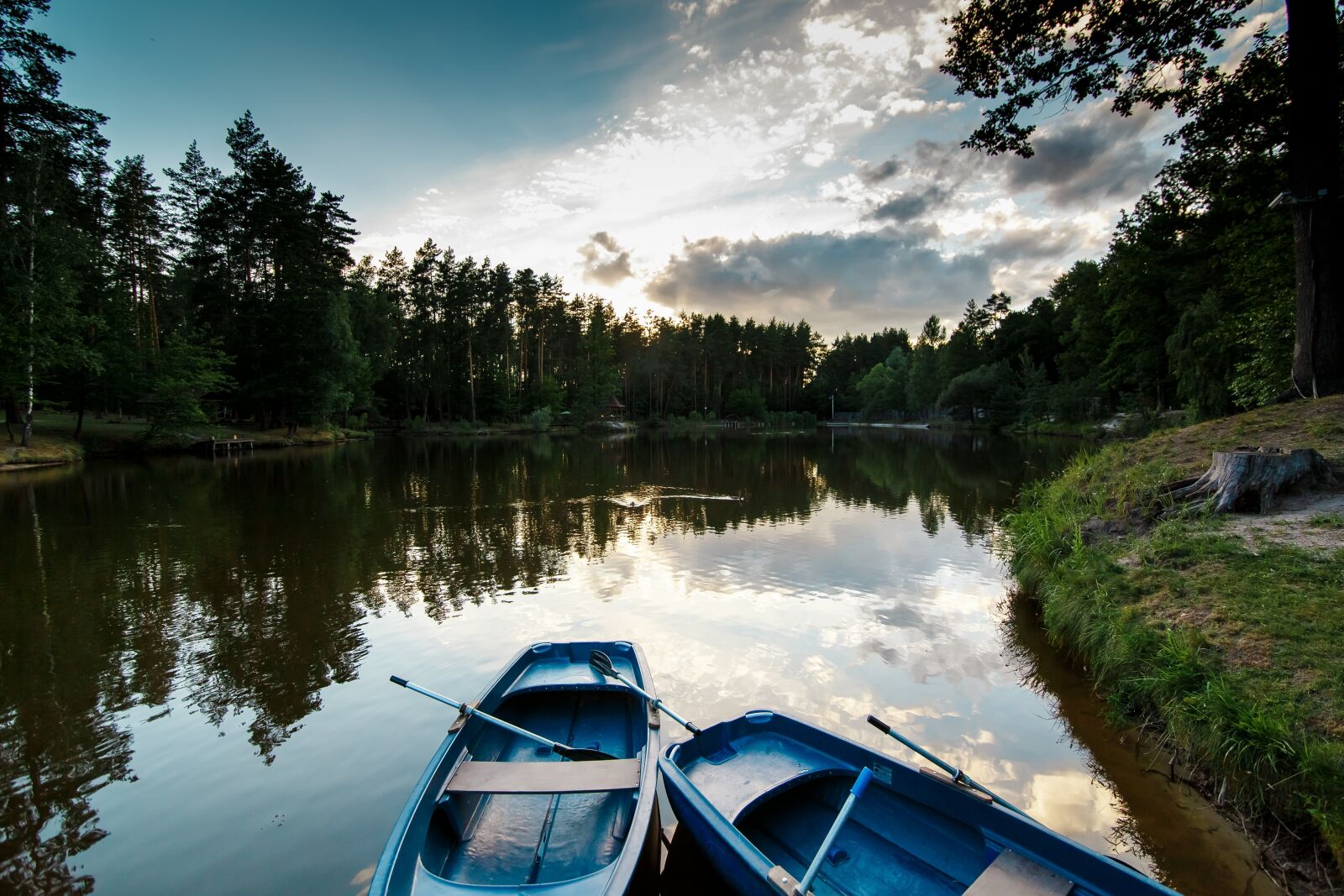 Canon EOS 5D Mark III sample photo. Lake, boat, boats photography