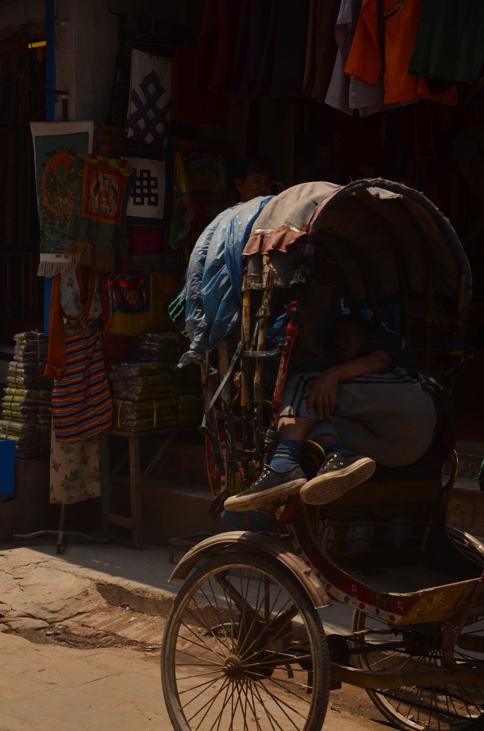Nikon D5100 sample photo. Nepal, kathmandu, street photography