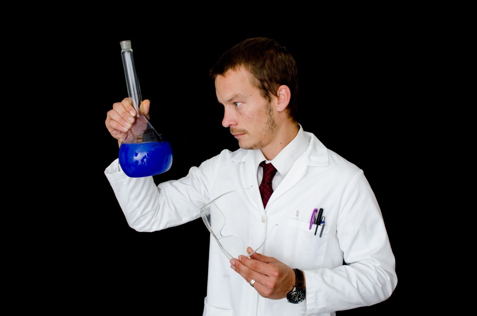 Nikon D5100 sample photo. Blue, chemical, chemist, coat photography