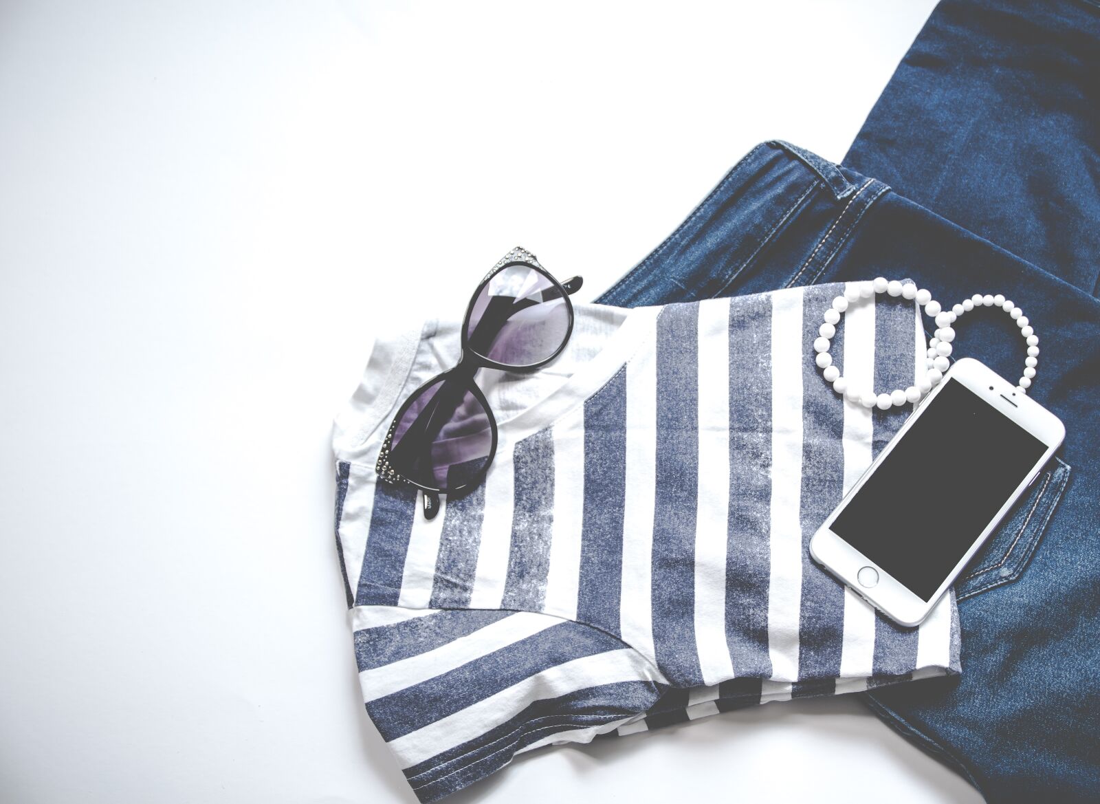 Sony SLT-A58 sample photo. Clothing, fashion, summer photography