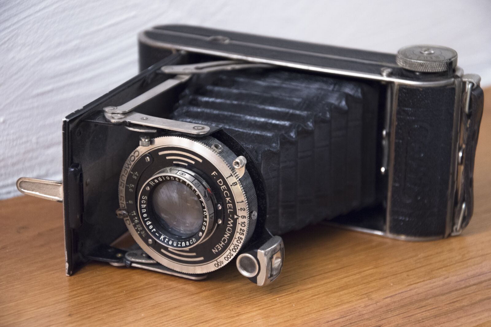 Nikon D7200 sample photo. Compur rapid, camera, old photography