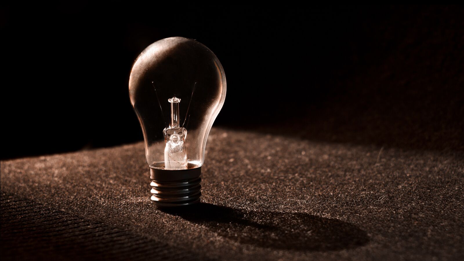 Canon EOS 60D sample photo. Background, texture, lightbulb photography